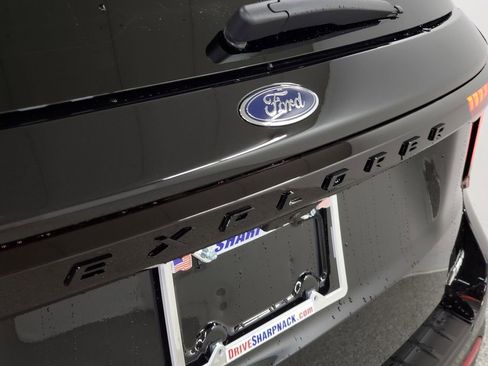 New 2026 Ford Explorer ST-Line AWD/4WD image 25