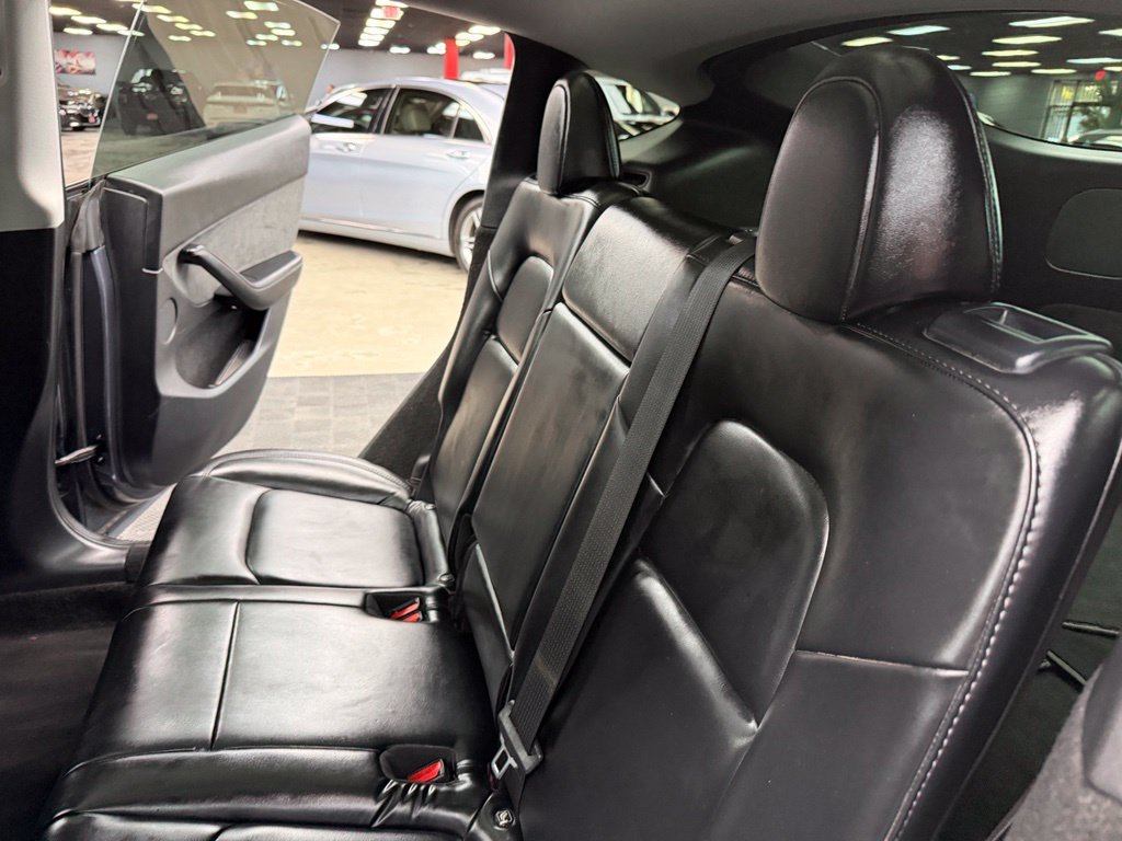 Used 2023 Tesla Model Y Long Range AWD/4WD image 36