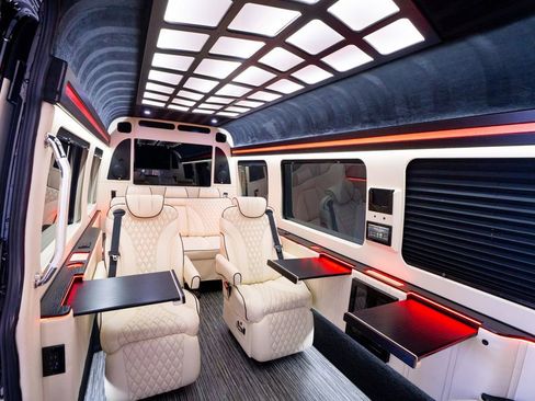 Used 2019 Mercedes-Benz Sprinter 170 image 42