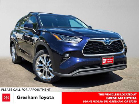 Used 2024 Toyota Highlander Limited AWD/4WD image 1