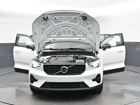 Used 2023 Volvo XC40 B5 Ultimate w/ Protection Package Premier AWD/4WD image 53