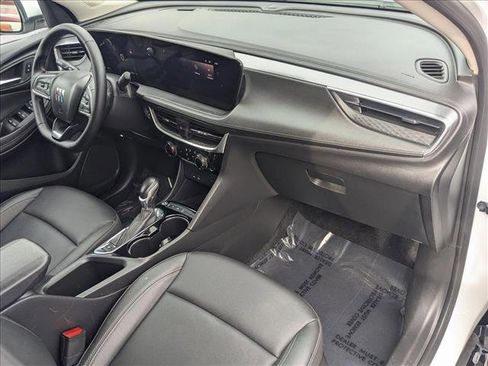 Used 2024 Buick Encore GX Sport Touring image 19