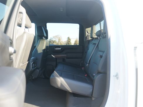Used 2021 GMC Sierra 3500 SLT w/ SLT Premium Package image 18