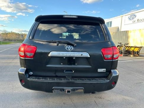 Used 2016 Toyota Sequoia Platinum AWD/4WD image 4