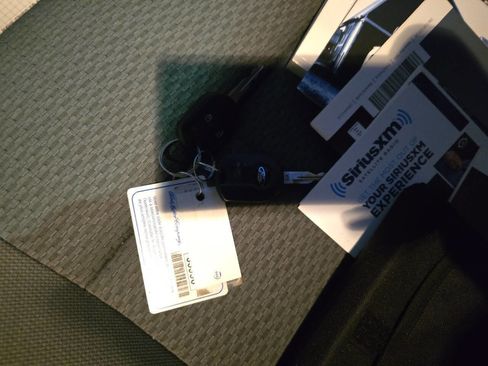 Used 2013 Ford F150 XLT w/ Mid Equipment Group image 28