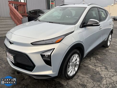 Used 2023 Chevrolet Bolt EUV LT image 83