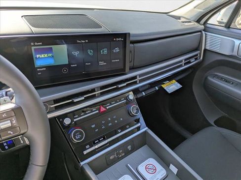 New 2026 Hyundai Santa Fe SE image 12