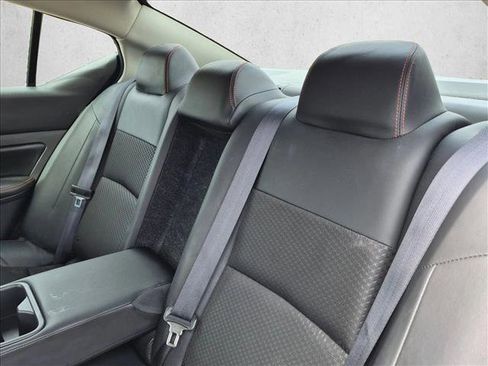 Used 2024 Nissan Altima 2.5 SR FWD image 13