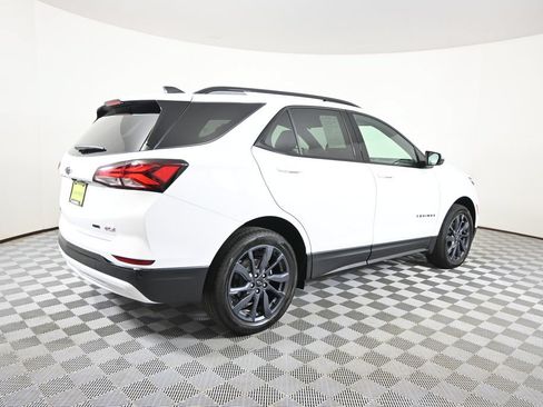 Used 2024 Chevrolet Equinox RS AWD/4WD image 6