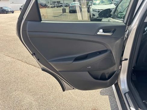 Used 2020 Hyundai Tucson Limited FWD image 15