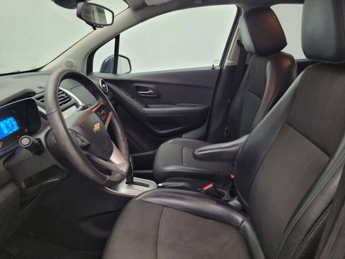 Used 2015 Chevrolet Trax LT w/ LT Plus Package AWD/4WD image 17