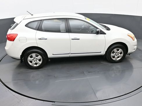Used 2011 Nissan Rogue S image 43