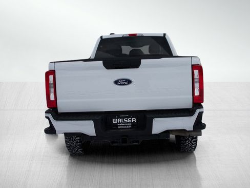 Used 2023 Ford F250 XLT image 4