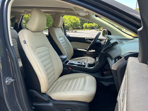 Used 2021 Ford Edge SEL w/ Convenience Package FWD image 46