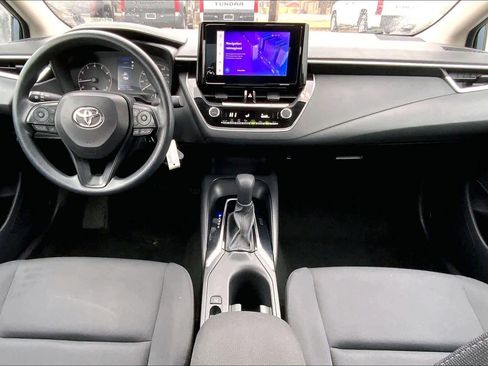 Used 2024 Toyota Corolla LE image 16
