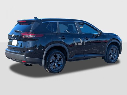 New 2026 Nissan Rogue SV FWD image 6