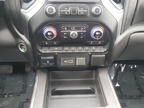 Certified 2022 Chevrolet Silverado 1500 LT Trail Boss w/ LT Trail Boss Premium Package image 14