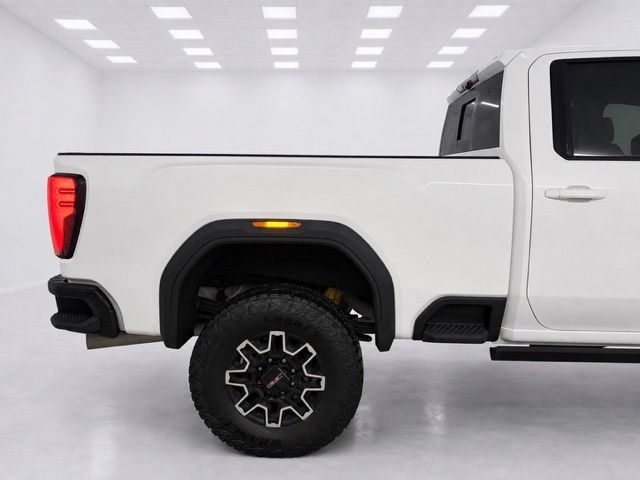 Used 2025 GMC Sierra 2500 AT4X AWD/4WD image 5