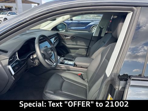 Certified 2023 Audi Q8 Prestige image 17