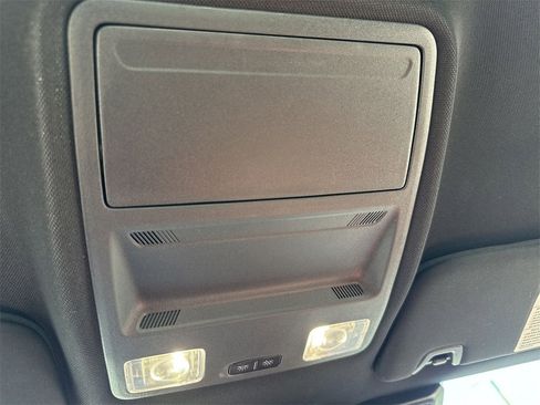 Used 2025 Ford Mustang Premium image 17