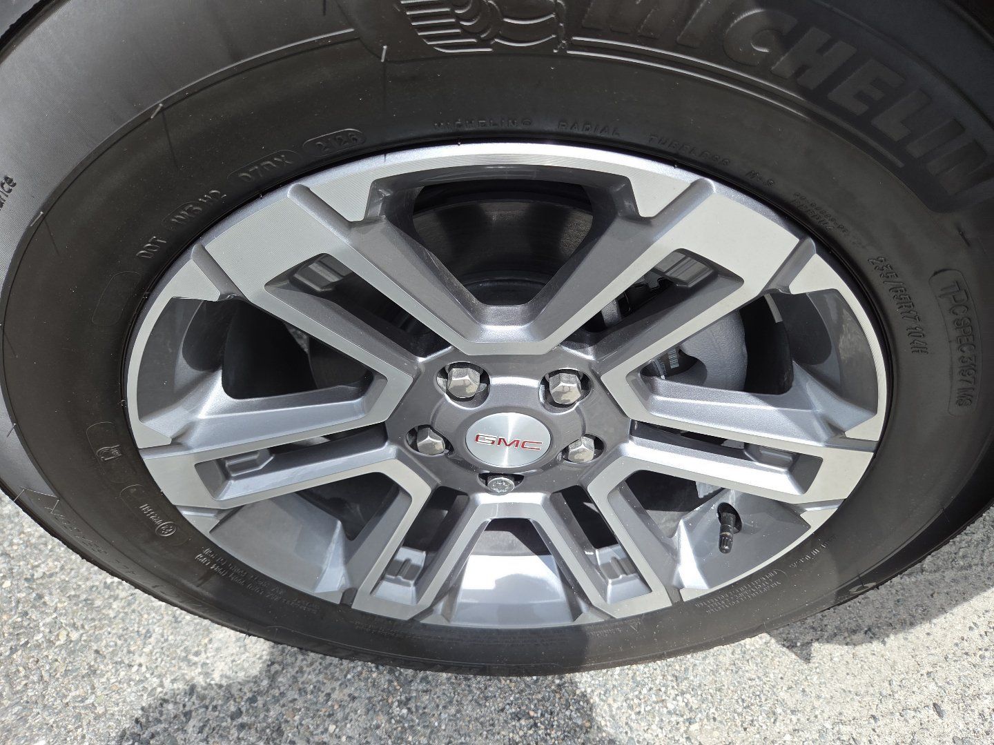 New 2027 GMC Terrain Elevation FWD image 10