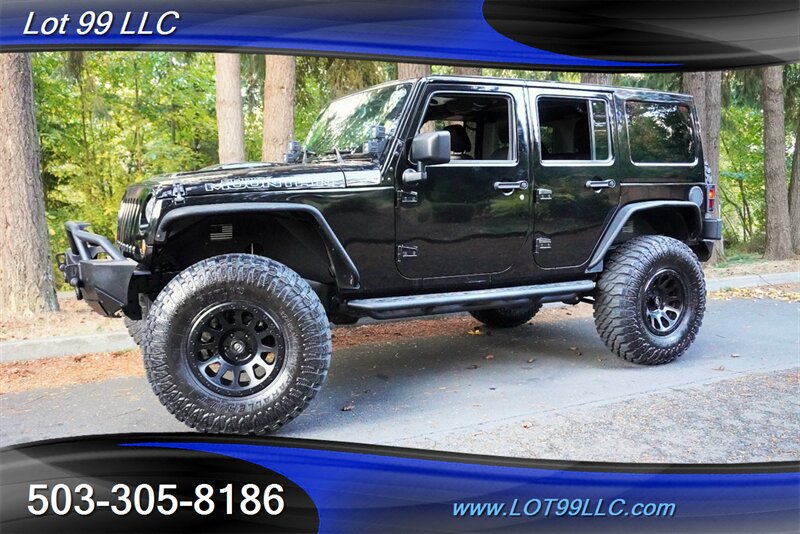 Used 2017 Jeep Wrangler Unlimited Sahara AWD/4WD image 5