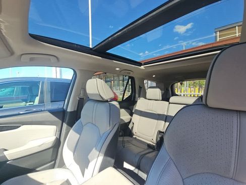 Used 2023 Honda Pilot Elite image 8