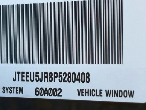 Certified 2023 Toyota 4Runner SR5 image 31