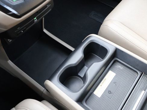 Used 2018 Honda Odyssey Elite image 31