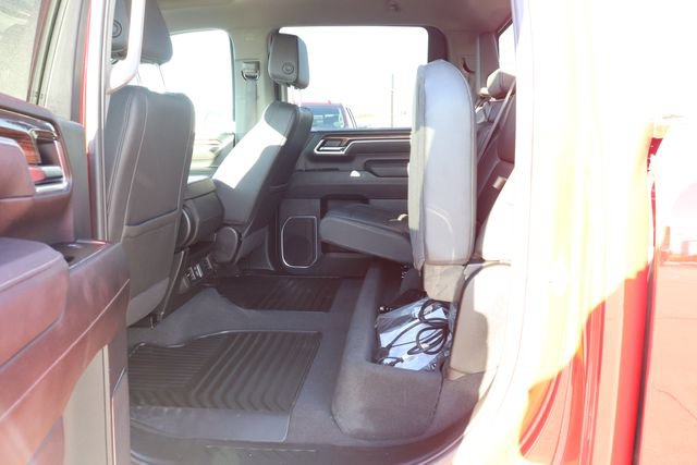 Used 2025 Chevrolet Silverado 2500 LT w/ Leather Package AWD/4WD image 18
