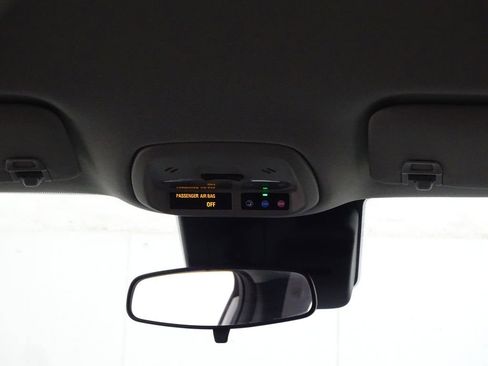 Used 2024 Chevrolet Trax LT image 27