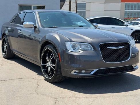 Used 2016 Chrysler 300 C RWD image 1