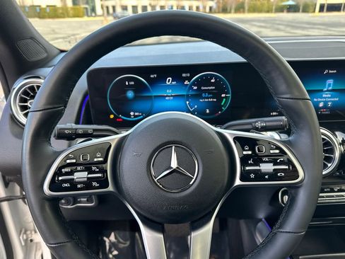 Used 2023 Mercedes-Benz GLB 250 GLB 250 image 30