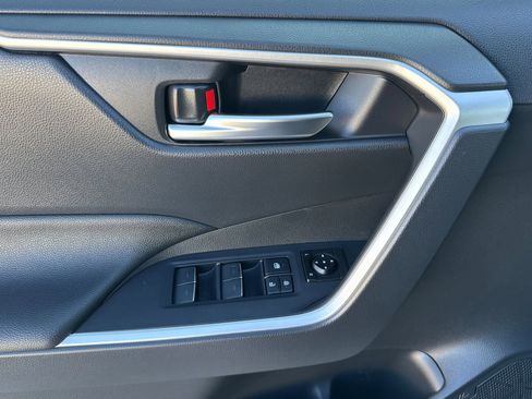 New 2025 Toyota RAV4 XLE image 12