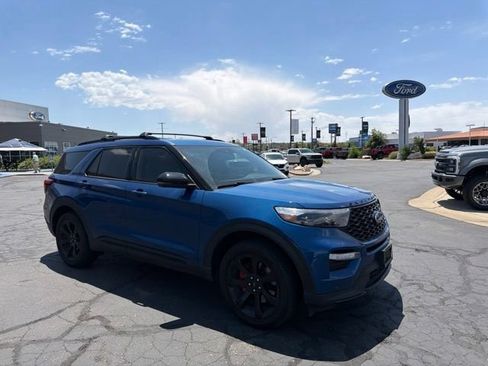 Used 2020 Ford Explorer ST w/ ST Street Pack AWD/4WD image 2