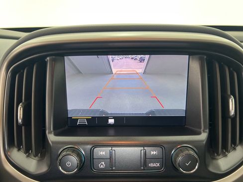 Used 2022 Chevrolet Colorado Z71 RWD image 13
