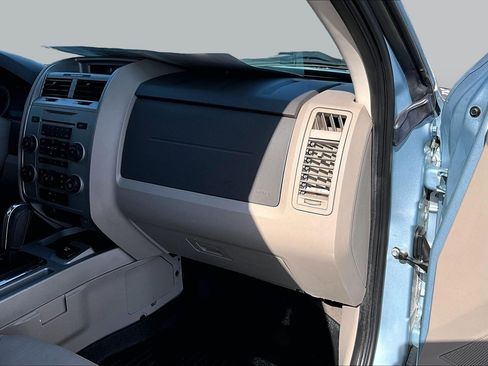 Used 2008 Ford Escape 2WD Hybrid image 15