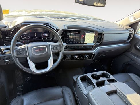 Used 2025 GMC Sierra 1500 SLT AWD/4WD image 15