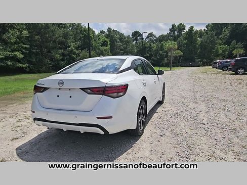 Used 2025 Nissan Sentra SV w/ All-Weather Package FWD image 30