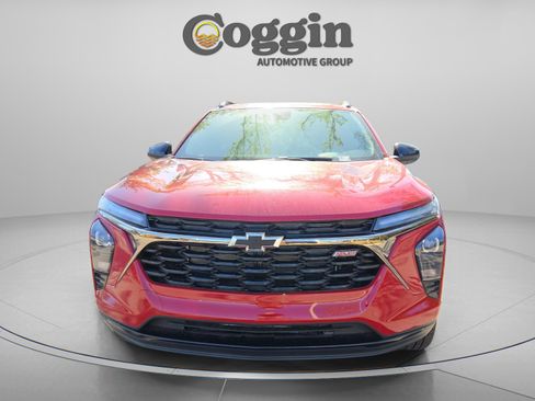 New 2026 Chevrolet Trax RS w/ Driver Confidence Package image 9