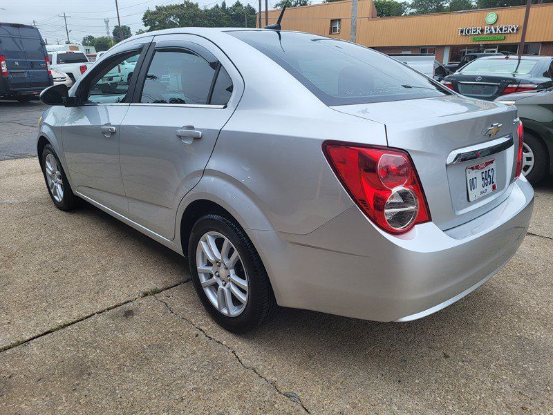 Used 2013 Chevrolet Sonic LT w/ Wheels and Fog Lamp Package FWD image 4