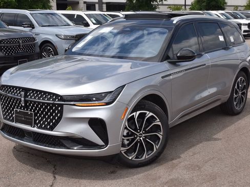 New 2026 Lincoln Nautilus Reserve AWD/4WD image 19