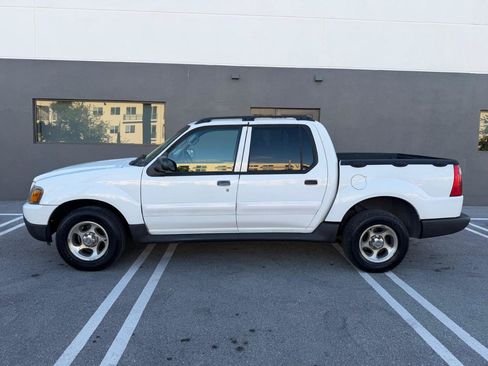 Used 2005 Ford Explorer Sport Trac XLT RWD image 6