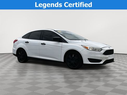 Used 2018 Ford Focus S FWD image 1