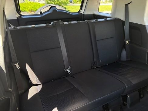 Used 2013 Toyota FJ Cruiser 4WD w/ Convenience Pkg image 29