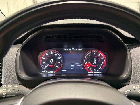 Used 2022 Volvo XC90 T6 Momentum w/ Advanced Package image 21