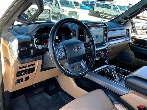 Used 2022 Ford F150 Lariat w/ Equipment Group 502A High image 16