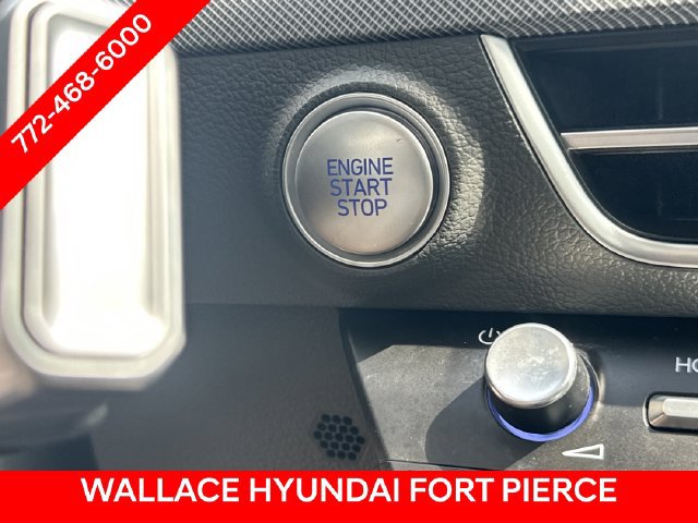 Used 2025 Hyundai Sonata Limited FWD image 13