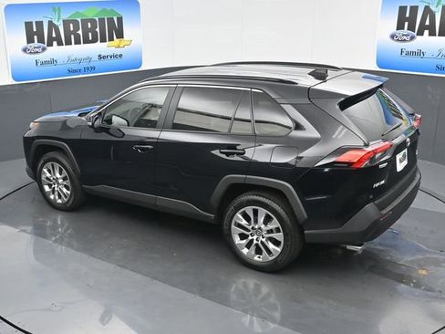 Used 2025 Toyota RAV4 XLE Premium FWD image 26