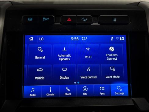 Used 2020 Ford F250 4x4 Crew Cab Super Duty image 25